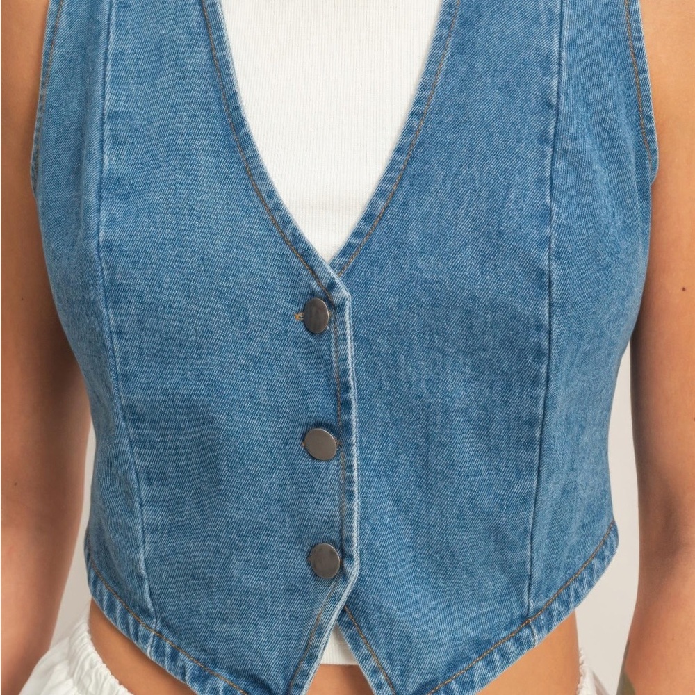 V-neck Sleeveless Denim Vest - Picture 4 of 6